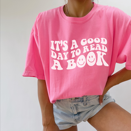 Good day to Read - Tee